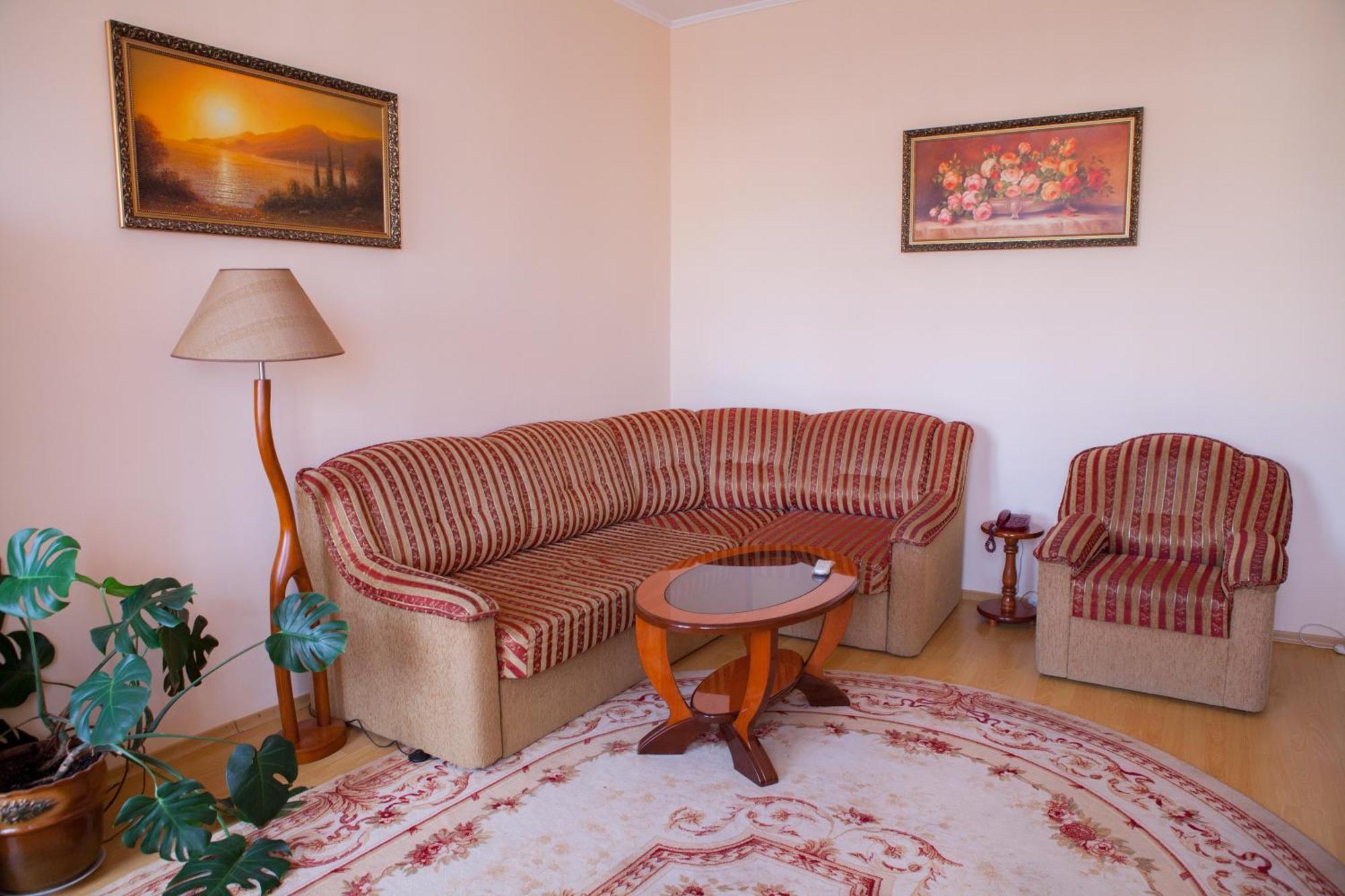 Hotel Vinnytsia Sawoy מראה חיצוני תמונה