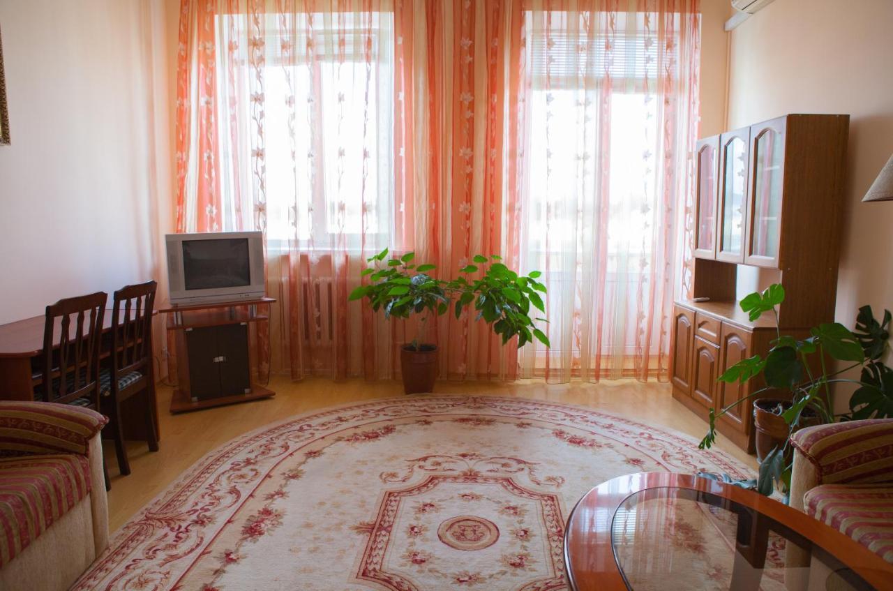 Hotel Vinnytsia Sawoy חדר תמונה