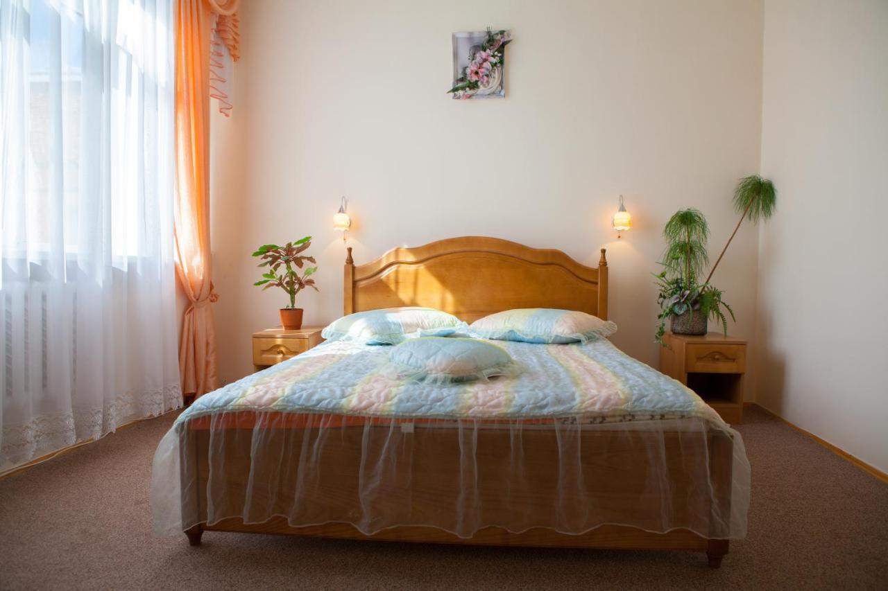Hotel Vinnytsia Sawoy חדר תמונה